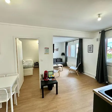 דירה Joli F2 4prs Equipe « clos Notre Dame » *